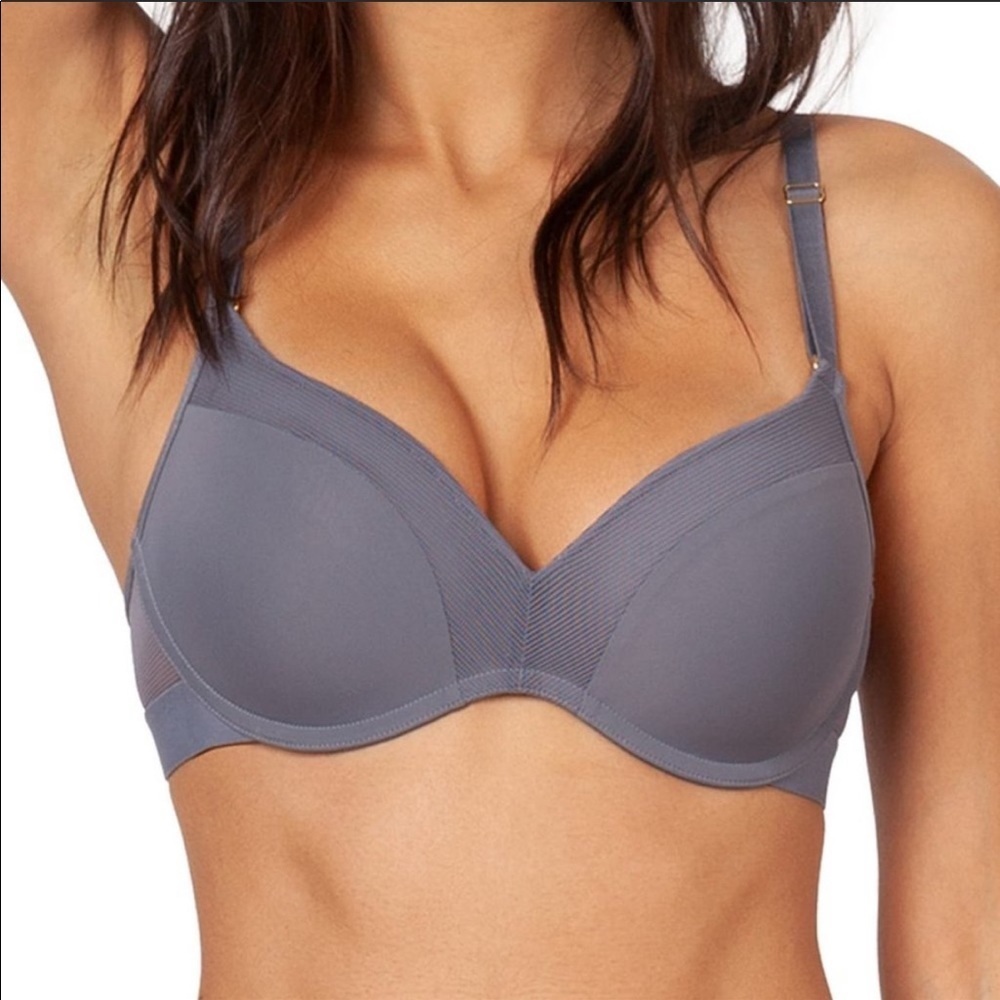 LIVELY Wireless J-Hook Convertible Push-Up Bra 36B